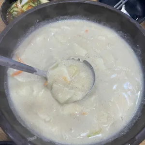 청정 칼국수수제비 전문점 사진 1