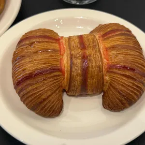 크로아워 대표 사진
