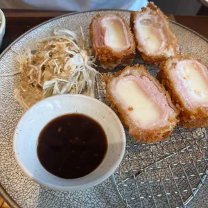 카츠보름 사진