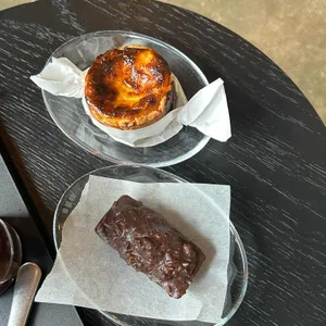 학티스트 커피로스터스 사진
