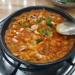 국이네낙지볶음 사진