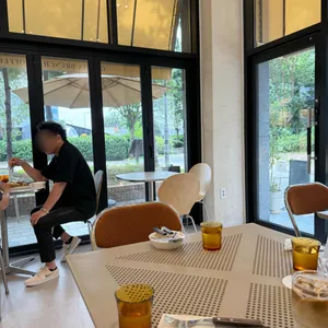 그라시아브런치카페 리뷰 사진