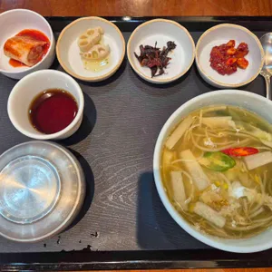 하늘찬 사진