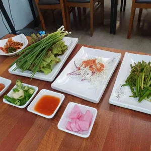 진흥왕족발 사진