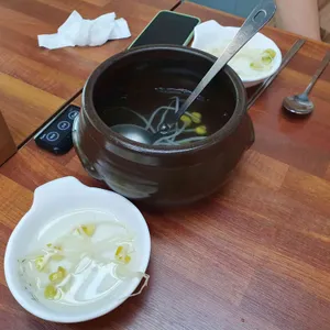 진흥왕족발 사진
