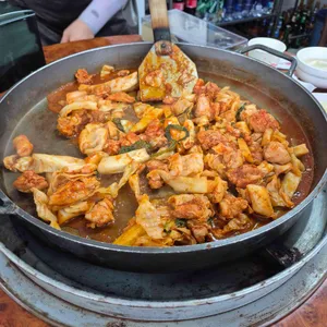 옥산춘천닭갈비막국수 대표 사진