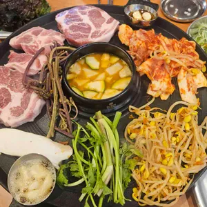 효자동솥뚜껑 대표 사진