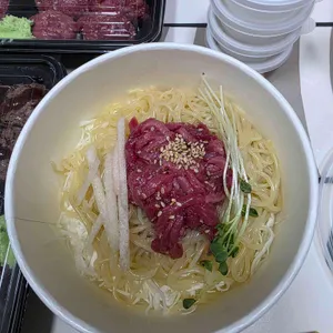 육회바른연어 사진