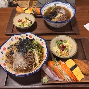 모도리스시 대표 사진