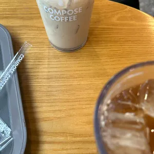 컴포즈커피 대표 사진