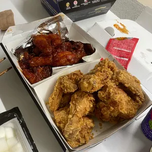 BBQ치킨 사진 1