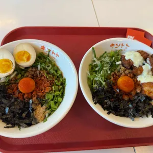 킨토토 사진