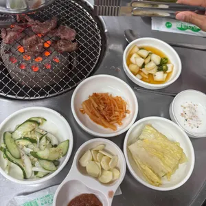 생고기실비식당 사진