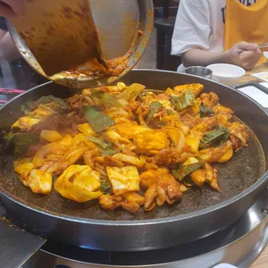 춘천전통닭갈비 대표 사진