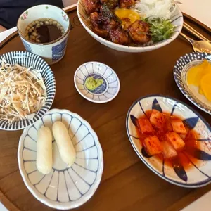 핵밥 사진