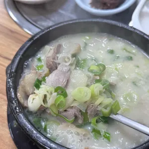 장수돼지국밥 사진