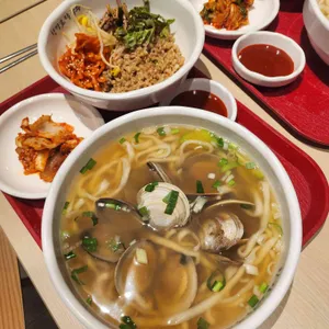 한강로칼국수 대표 사진
