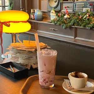 프랭크커핀바 사진