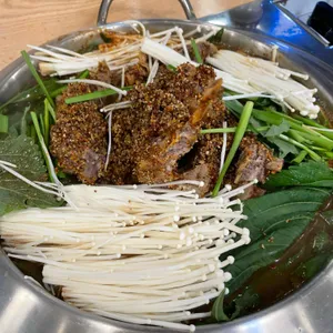 황금산흑염소 사진 1