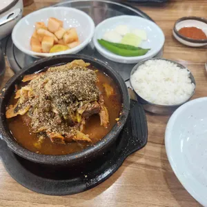 청기와뼈다귀해장국 사진