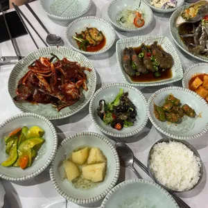 딴뚝통나무집식당 사진
