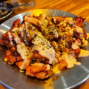 이춘봉인생치킨 사진