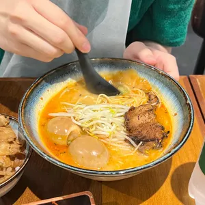 이코이라멘 사진