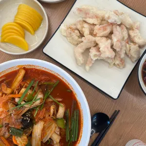 백년돌판짜장교동짬뽕 사진 1