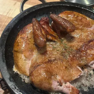 나무랑닭이랑 누룽지통닭 대표 사진