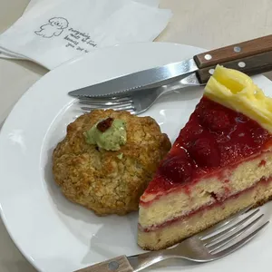 카페 레이어드 대표 사진