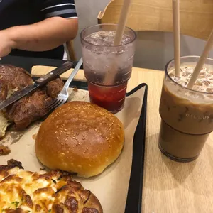 엔제리너스 사진