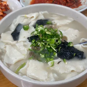 엄마손칼국수 사진