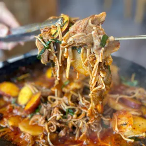 압도오리불고기 사진
