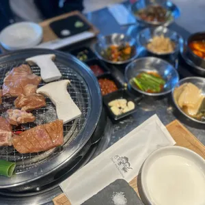 반지하 사진