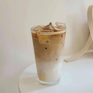사과반쪽 대표 사진