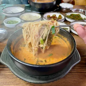 쌍둥이네매운탕 대표 사진