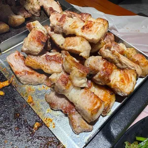 하남돼지집 사진 2