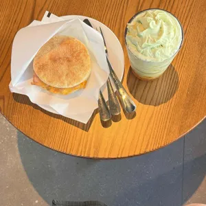 스타벅스 대표 사진