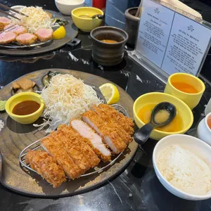 엔카츠 사진