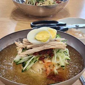 부산밀면 사진