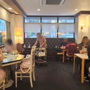 로얄싸롱 사진 2