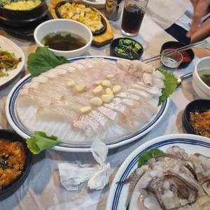 우리수산 사진 1