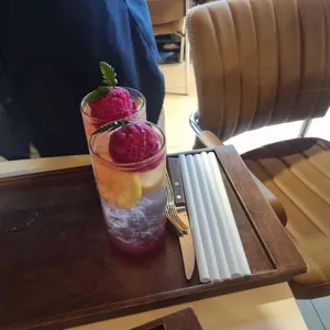 카페 굿웨더 사진