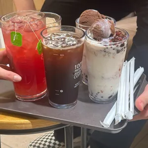 메가커피 사진