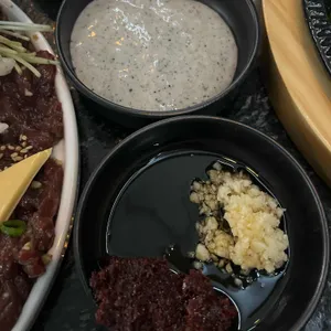 으뜸육회 사진