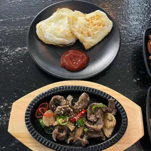 으뜸육회 사진