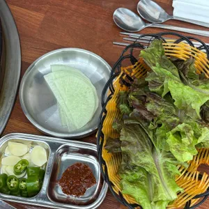 춘천 호반닭갈비 막국수 대표 사진