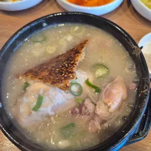 이우철한방누룽지삼계탕 대표 사진