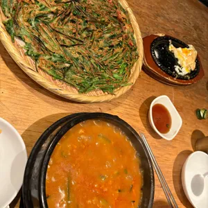 민생주 대표 사진