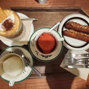 카페 패슬로우 대표 사진